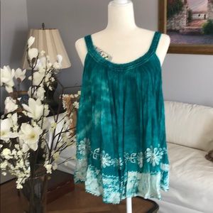 NWT India boutique turquoise and white top.